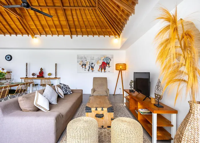 Jolena Villa